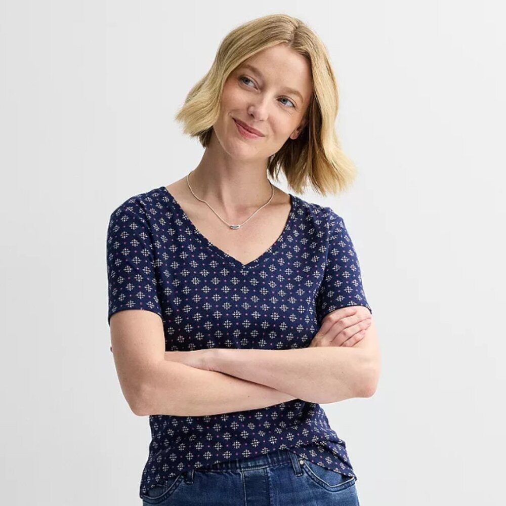 Women's Croft & Barrow Classic Short Sl V-Tee, Medium, Dark Navy Blue Print